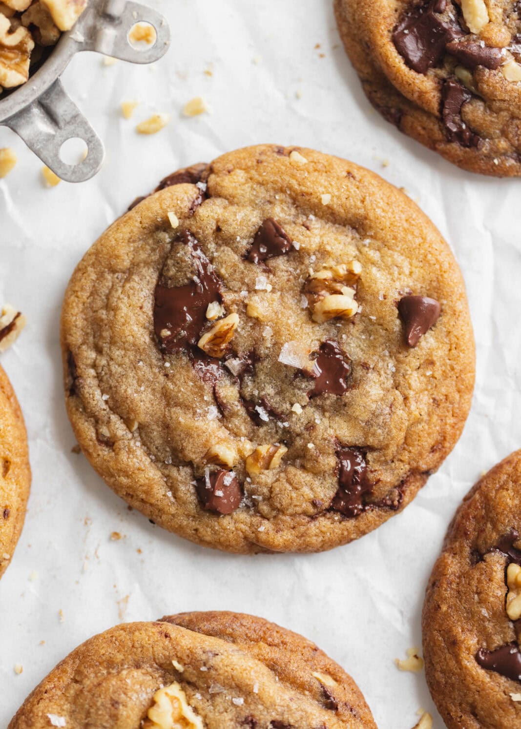 walnut chocolate chip cookies