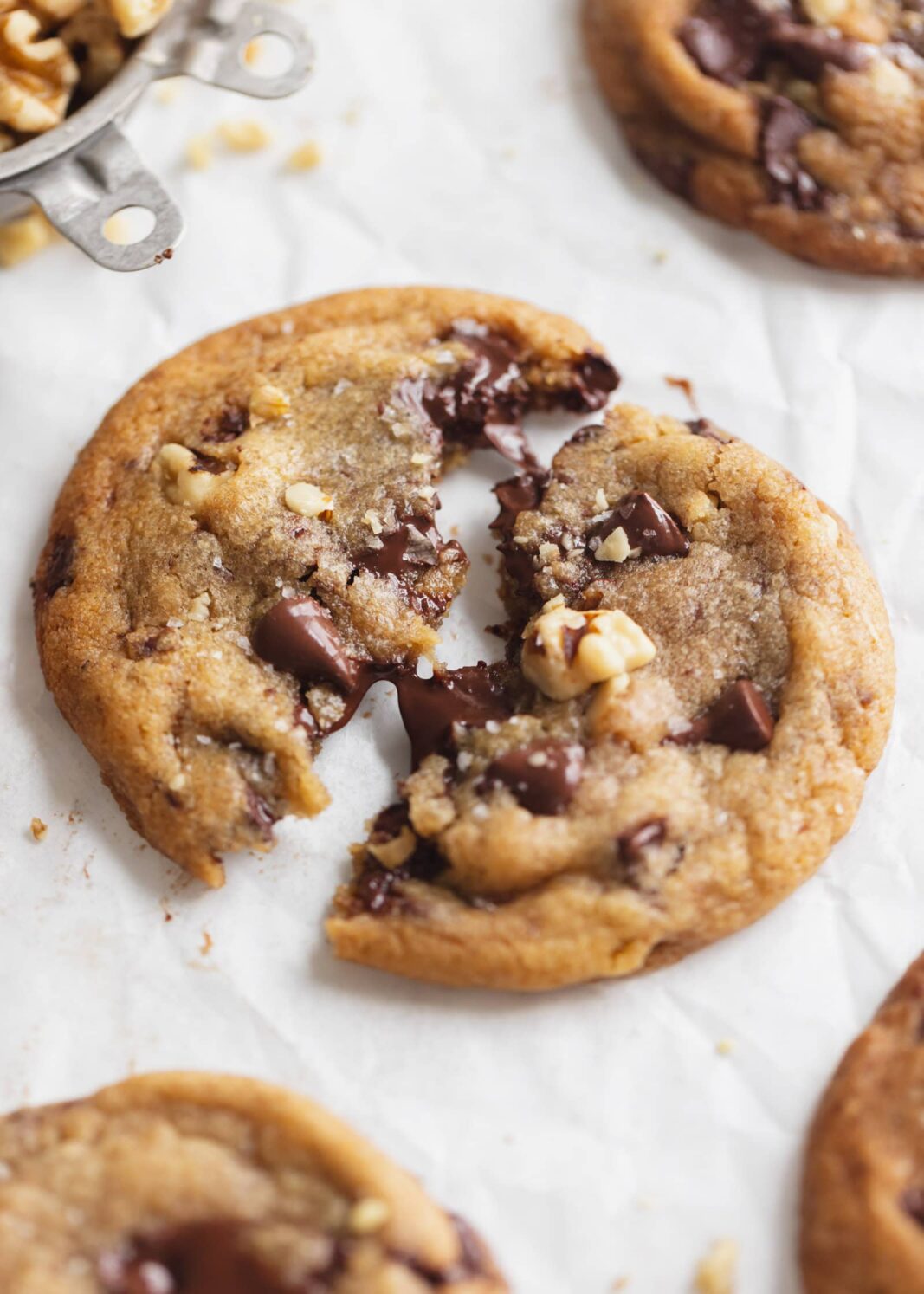 walnut chocolate chip cookies